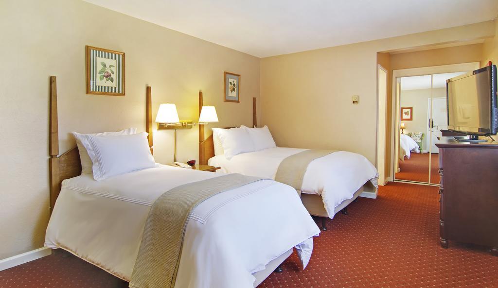 Svendsgaard'S Inn Carmel-by-the-Sea Exterior photo
