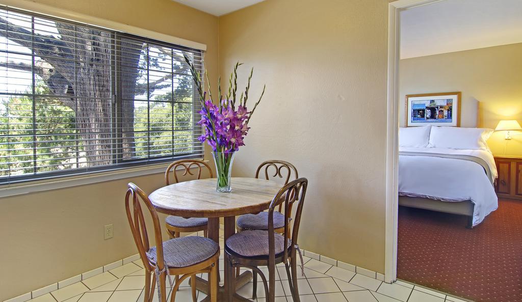 Svendsgaard'S Inn Carmel-by-the-Sea Exterior photo